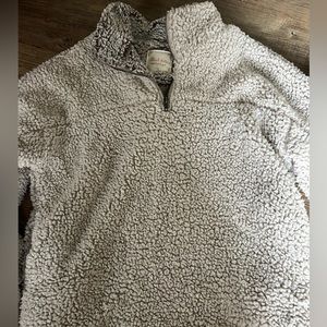 Comfy sweater that is super warm!